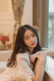 《丰满女人》hd
